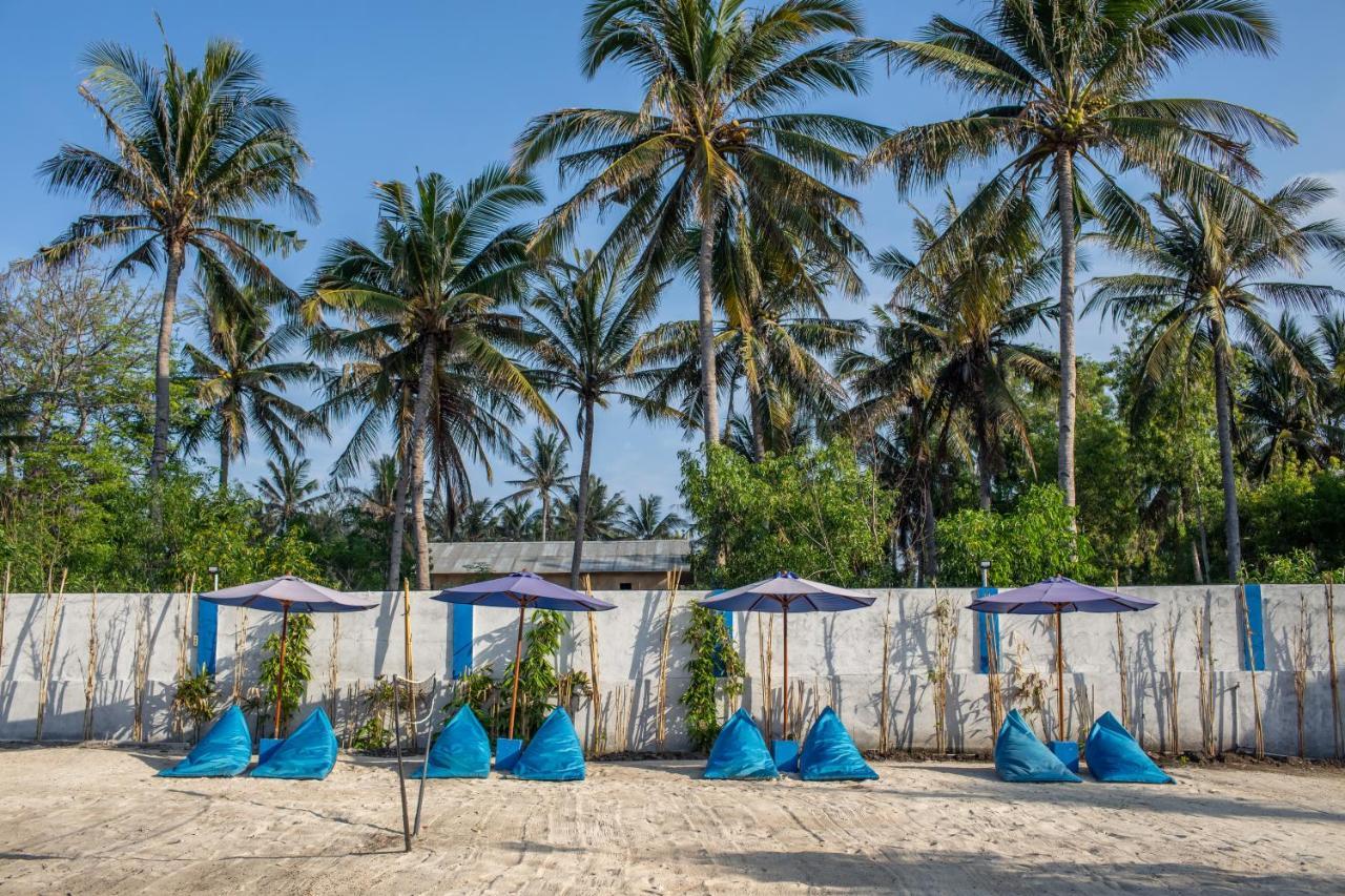 Santorini Beach Resort Gili Trawangan Luaran gambar