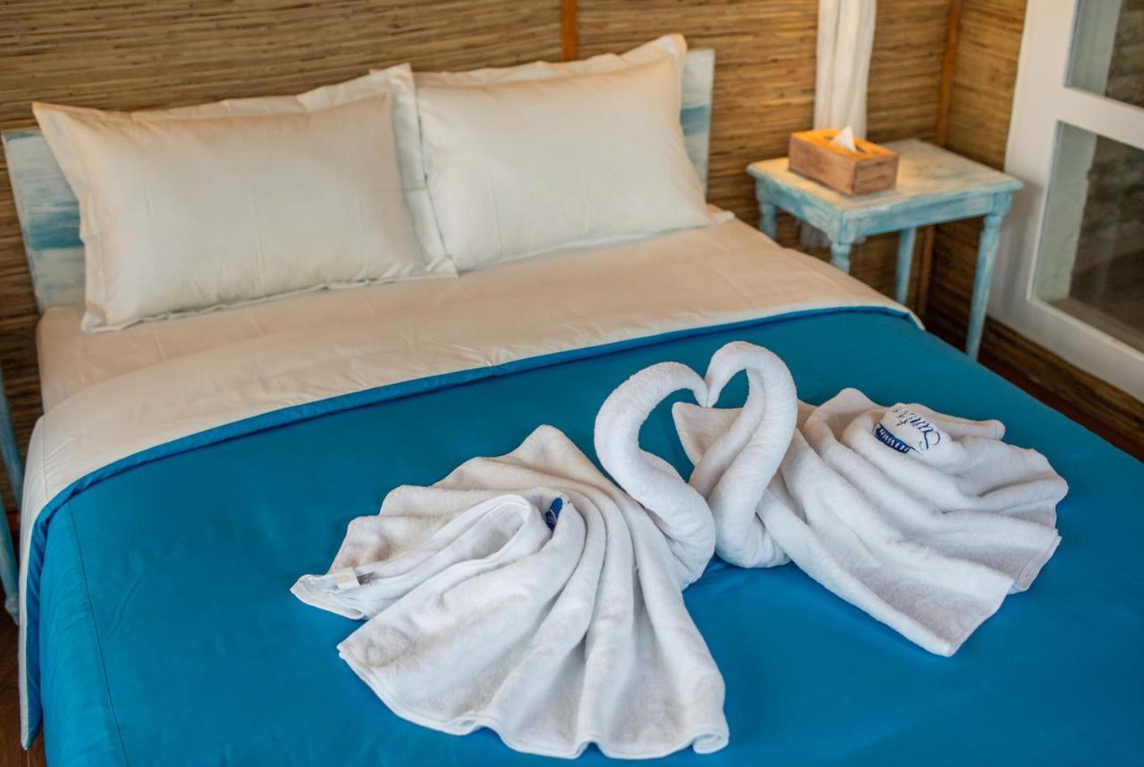 Santorini Beach Resort Gili Trawangan Luaran gambar